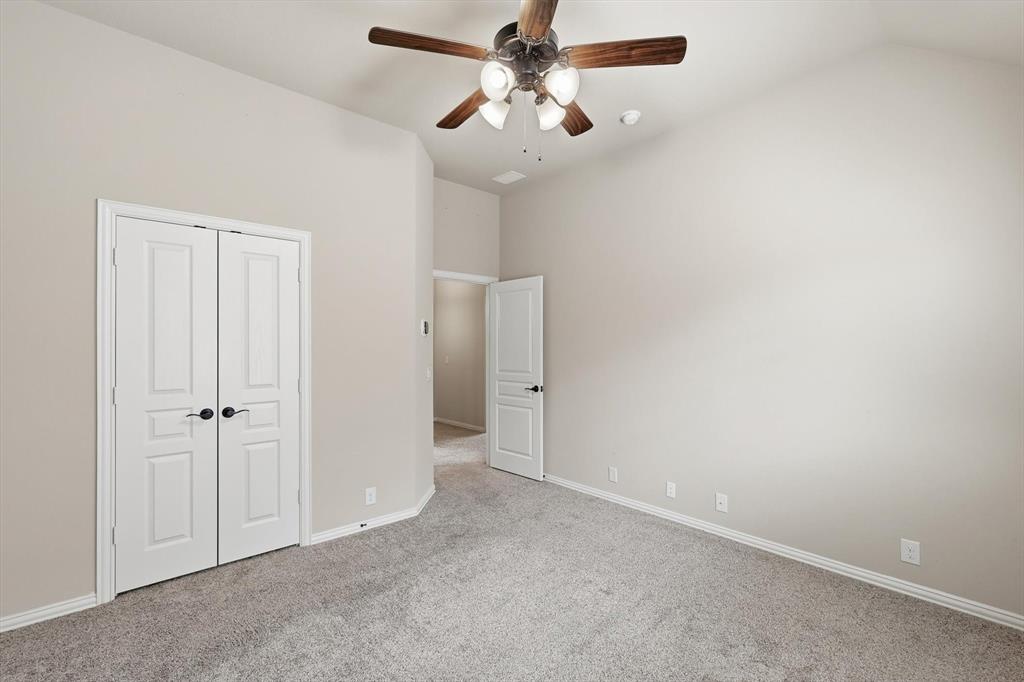 Willow Crk Xing - Residential