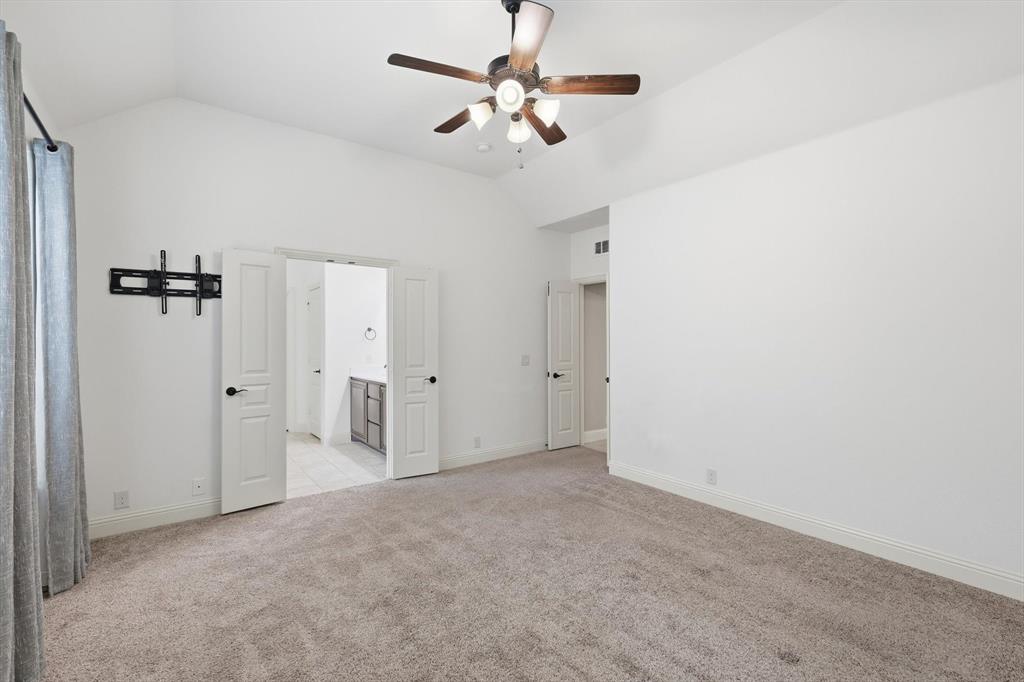 Willow Crk Xing - Residential