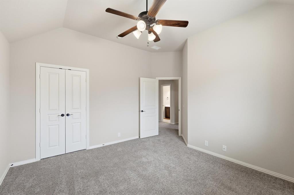 Willow Crk Xing - Residential