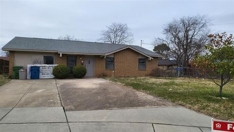 A home in Lewisville