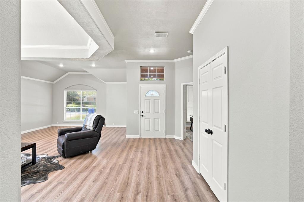 711 Coal Creek Drive