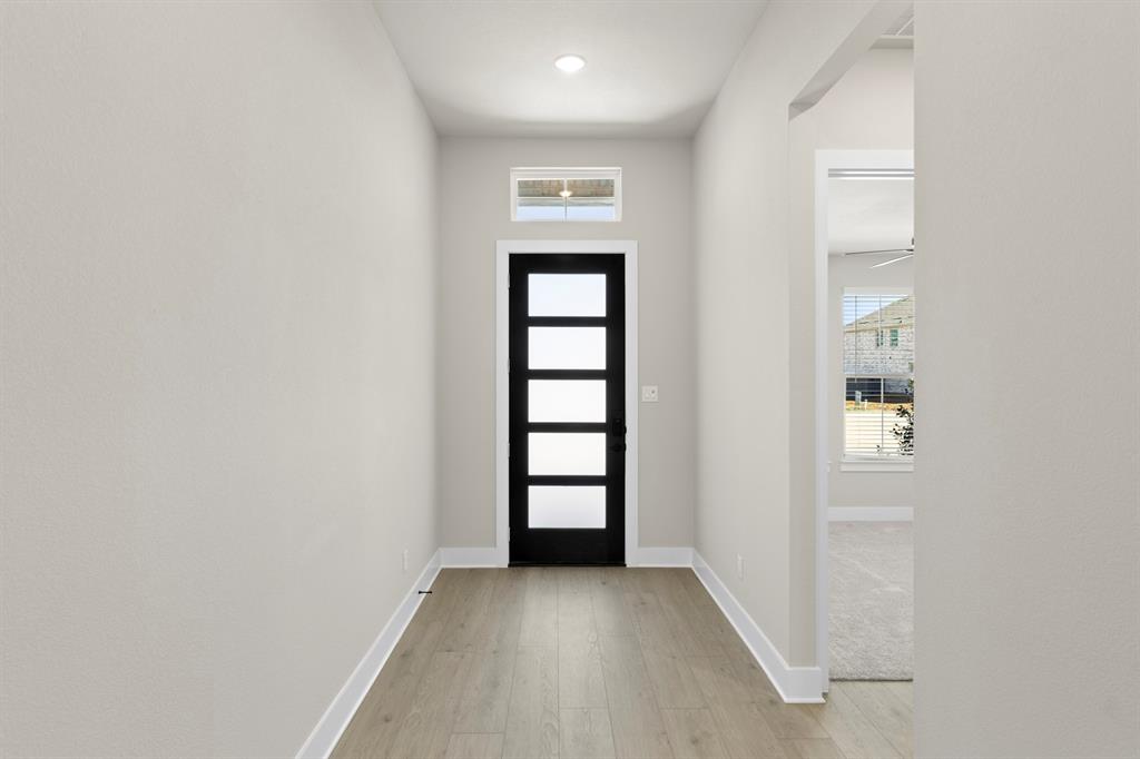 7321 Red Maple Drive