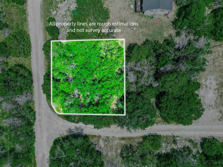 This unimproved lot in Canyon Creek is ready for your new construction, subdivision offering lake access to the
beautiful Lake Granbury. In a growing subdivision with new homes being built, it's perfect for a weekend getaway. The
property provides a peaceful retreat while still being conveniently close to shopping areas and amenities.