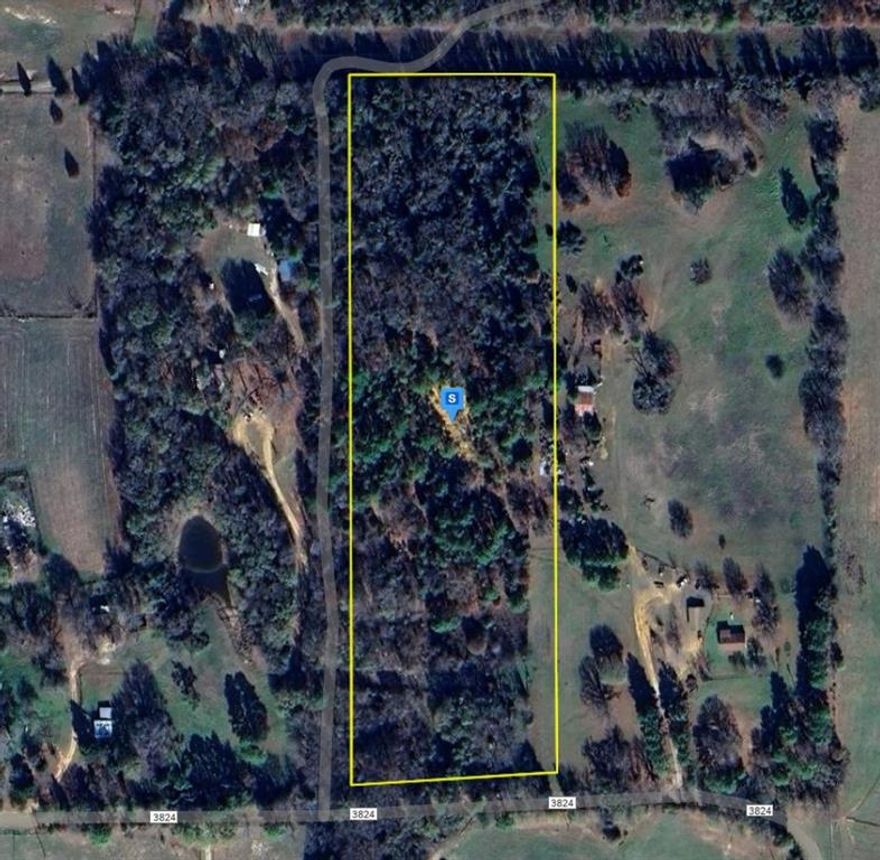 Experience the best of East Texas with this expansive 10-acre vacant lot in Henderson, TX, featuring power on site and access to public water a rare and valuable combination for acreage of this size. This stunning property showcases rolling hills, mature trees, and breathtaking views, creating an ideal setting for your dream home, ranch, or private retreat. Conveniently located just off State Hwy 19, you’ll enjoy effortless access while still savoring the tranquility of true country living. Plus, you’re only a short drive from Athens, where local shops, dining, schools, and outdoor attractions like Lake Athens and the Texas Freshwater Fisheries Center await. Listing is for land only and comes As Is. Street addresses are for listing purposes only; vacant land will receive a true street address once improved.