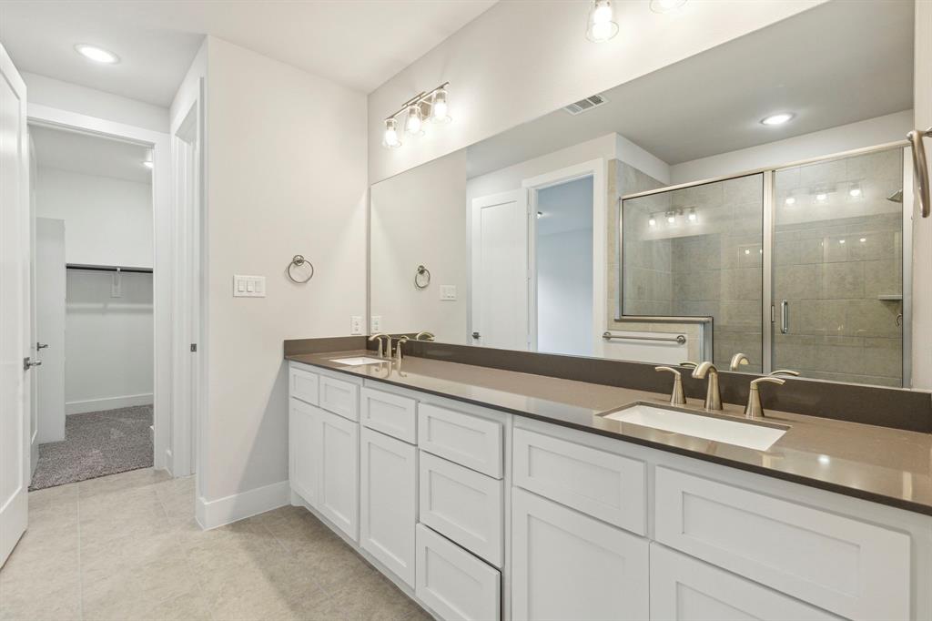 SoHo Square - Residential