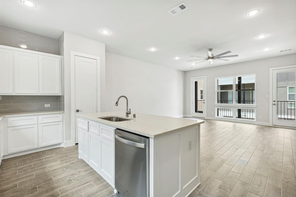 SoHo Square - Residential