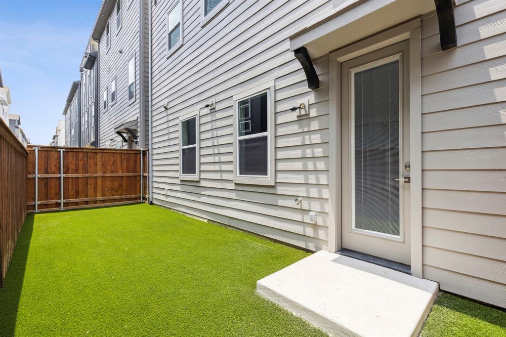 SoHo Square - Residential