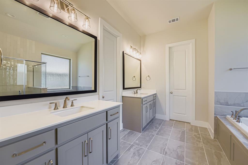 Reunion - Residential