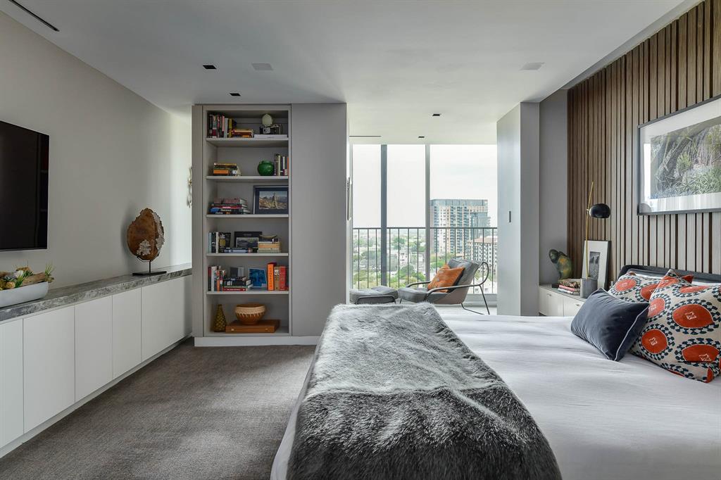 Park Towers Condominiums - Residential