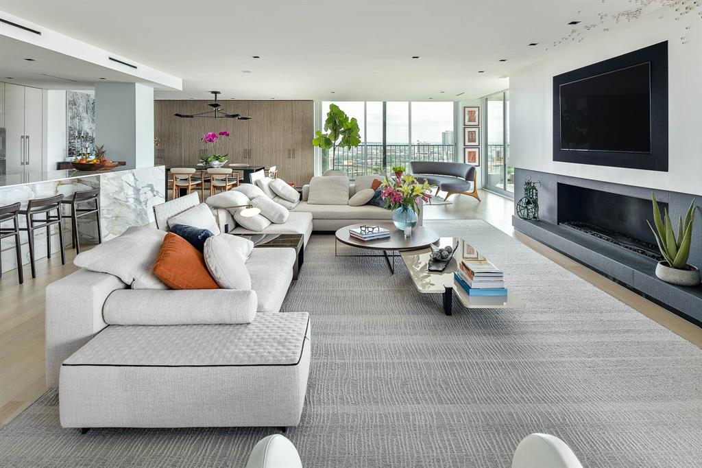 Park Towers Condominiums - Residential