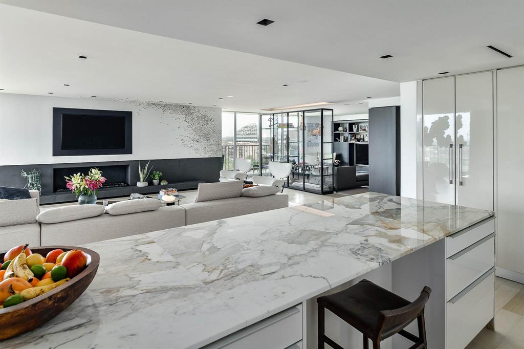 Park Towers Condominiums - Residential