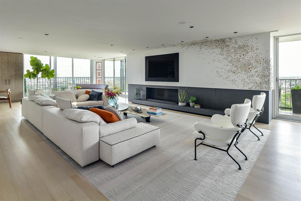 Park Towers Condominiums - Residential