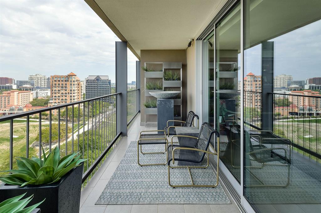 Park Towers Condominiums - Residential