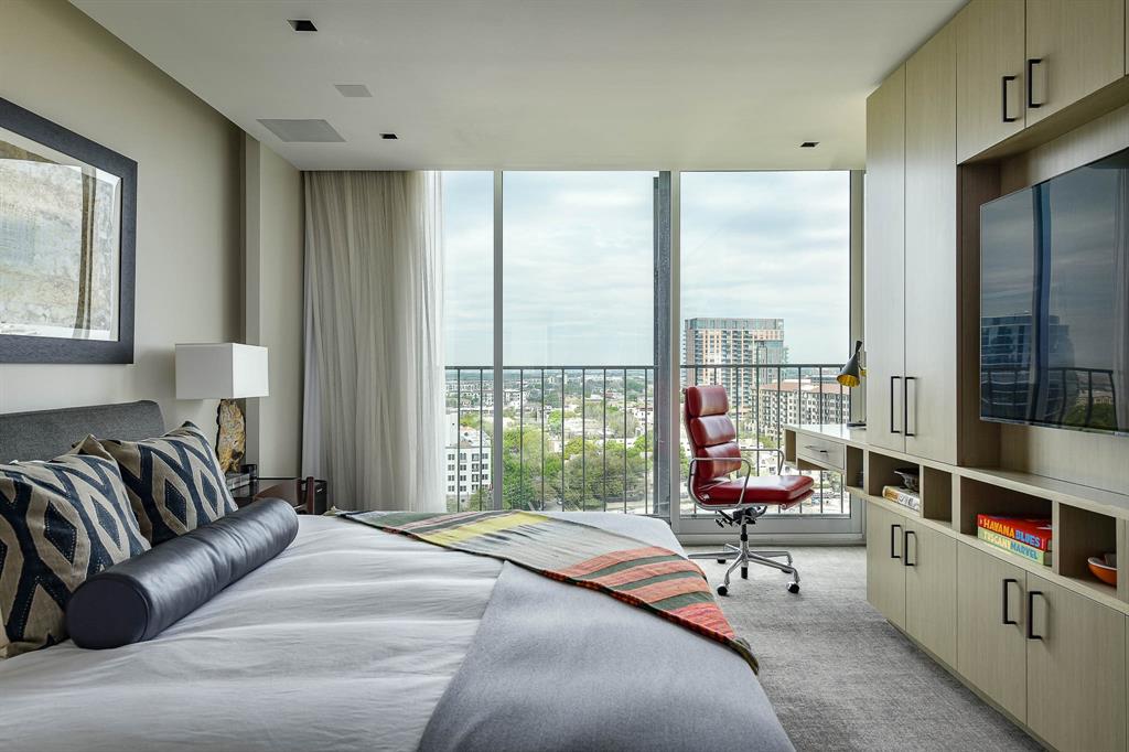 Park Towers Condominiums - Residential