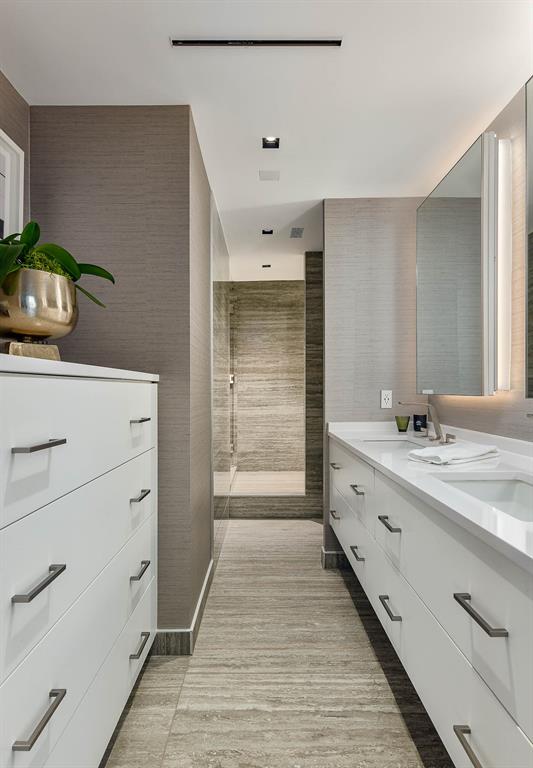 Park Towers Condominiums - Residential