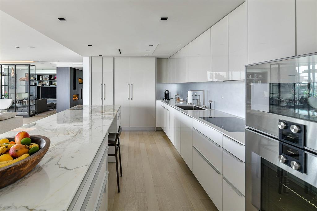 Park Towers Condominiums - Residential