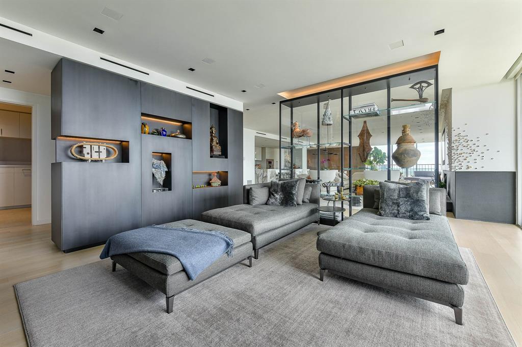 Park Towers Condominiums - Residential