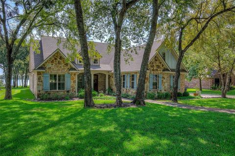560 Center Drive Point TX 75472