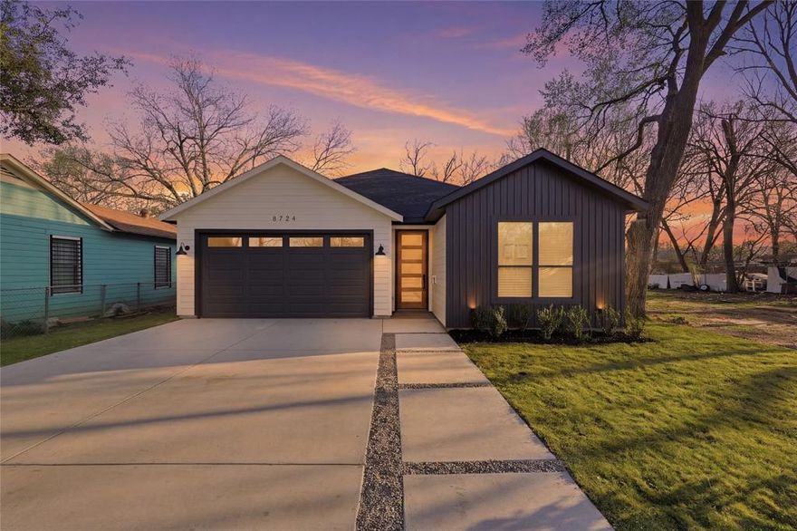 Step into this stunning new home, offering three spacious bedrooms and two full bathrooms. The open-concept layout is filled with natural light, boasting stylish modern finishes, built-ins, and stainless steel appliances. You'll appreciate the low-maintenance laminate flooring throughout. Relax in the show-stopping open living area connecting to the kitchen, complete with a dining area and large island, ideal for hosting friends and family. From top to bottom, you'll appreciate the modern-contemporary touches, finishes, and fixtures. Continue out back to the covered patio and large fenced backyard, with plenty of room for pets and activities. Don’t miss out—schedule your tour today!