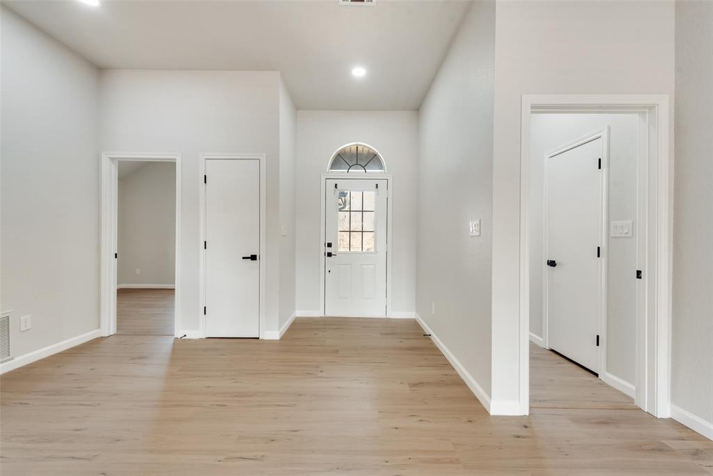 JM KIRKMAN - Residential