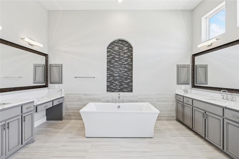 Tiny photo for 916 Savannah Trail, Southlake, TX 76092 (MLS # 21083944)