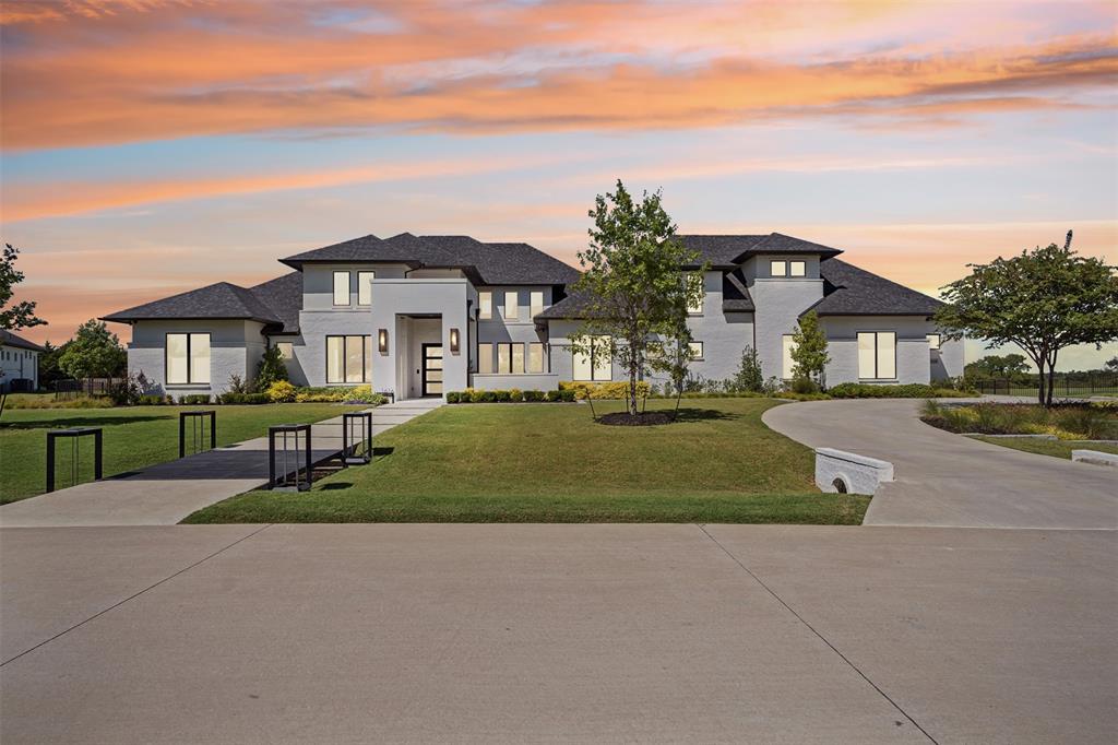 1616 Beverly Lane