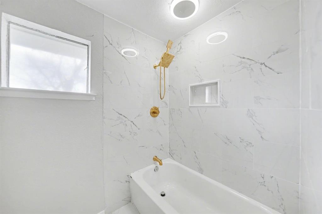 Highland Oaks 02 04 Inst - Residential