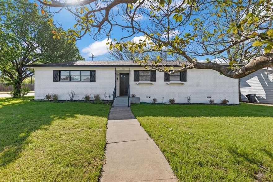 This beautifully updated home offers a blend of modern convenience and a serene family living in one of Fort Worth's desirable neighborhoods. With
spacious bedrooms, 3 bathrooms this home is designed for comfort and style in mind. The kitchen features updated appliances, sleek countertops, and ample cabinet space. Enjoy entertaining you family in the open layout that connects the kitchen to the living and dining areas. The primary bathroom finishes, a generous shower with modern fixtures that provide a spa-like experience.

Special features also include a new roof, a 2-car garage provides ample parking, and additional storage space. 


Contact us today to schedule a tour!

Tenant pay all utilities, mow the lawn and pays the city trash, sewer and water