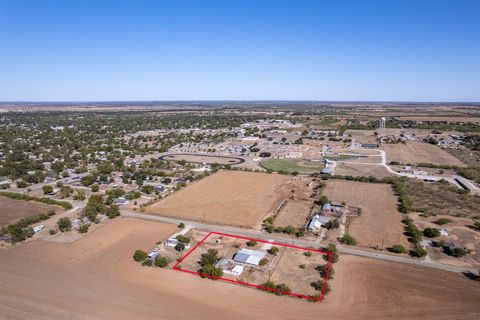 Photo of 2600 5th Avenue, Coleman, TX 76834 (MLS # 21078991) Photo of 2600 5th Avenue, Coleman, TX 76834 (MLS # 21078991)