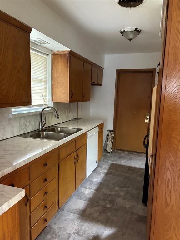 Club Oaks 02 - Residential Lease