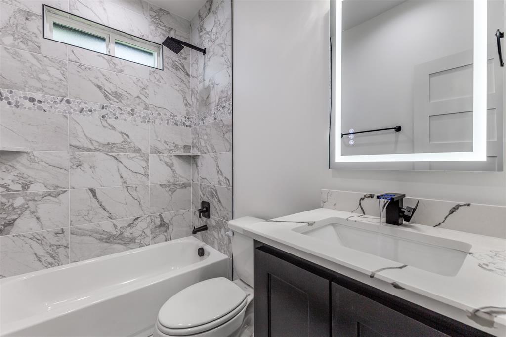 Country Club Shores - Residential