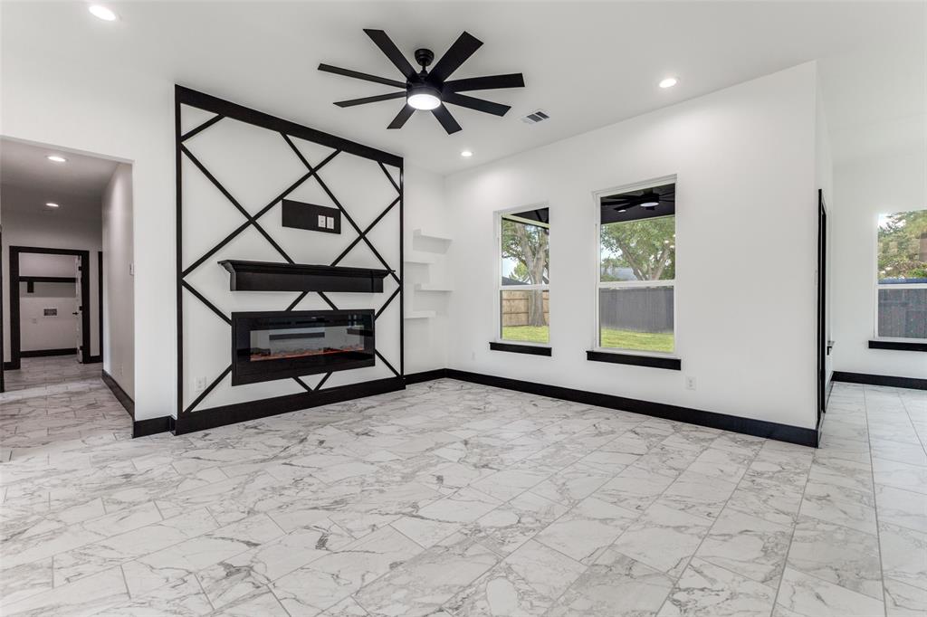 Country Club Shores - Residential