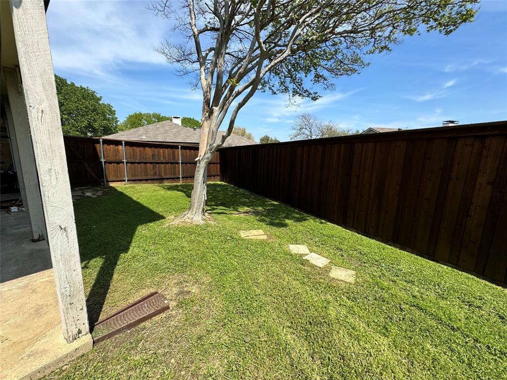 2610 Fallcreek Circle