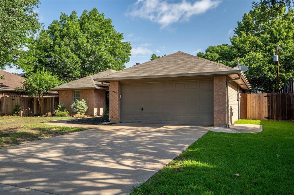 629 Meadow Lane