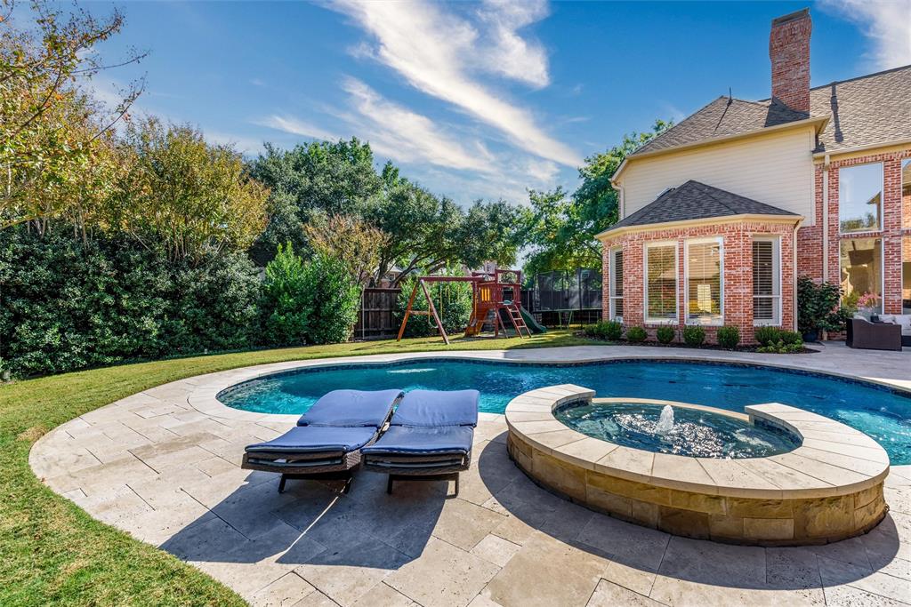 Kings Court Of Willow Bend - Residential