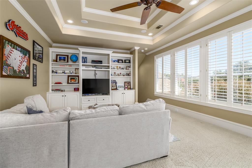 Kings Court Of Willow Bend - Residential