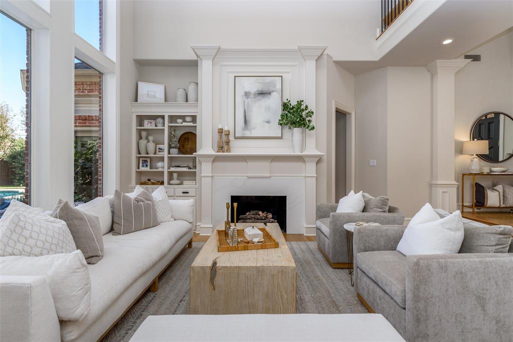 Kings Court Of Willow Bend - Residential