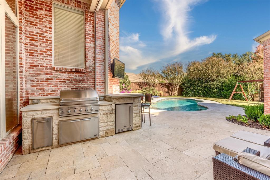 Kings Court Of Willow Bend - Residential