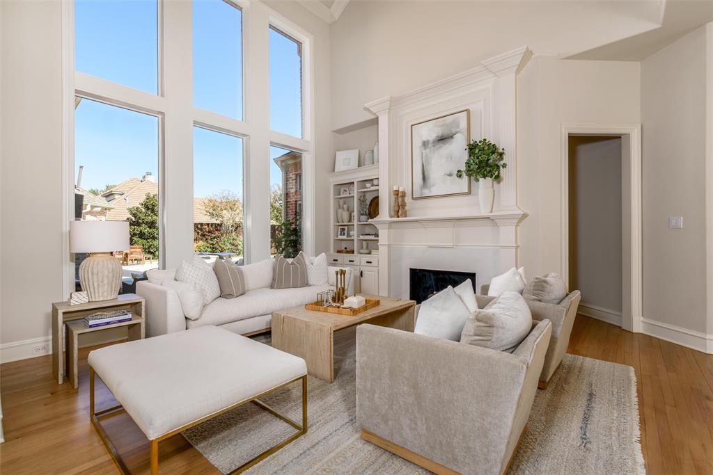 Kings Court Of Willow Bend - Residential