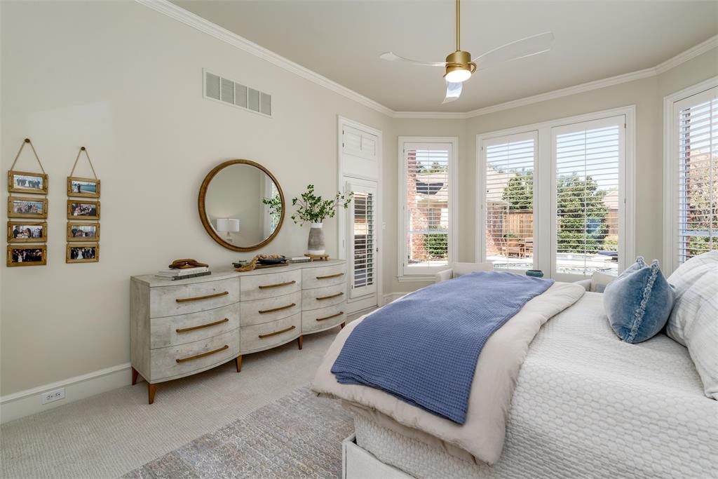 Kings Court Of Willow Bend - Residential