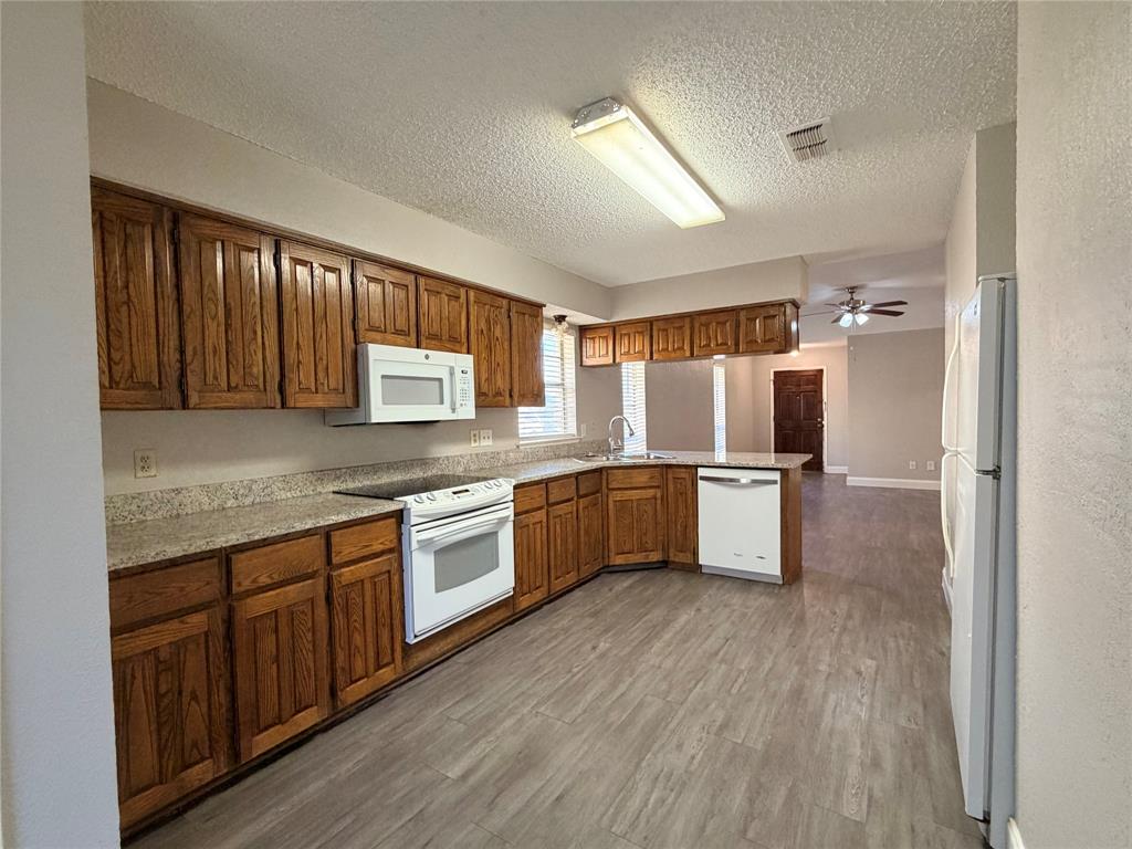 Preston Manor - Residential