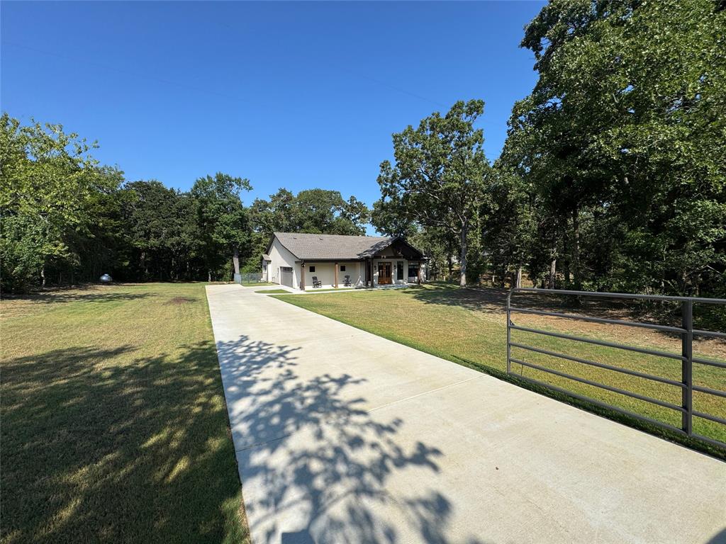 1513 Desvoignes Road