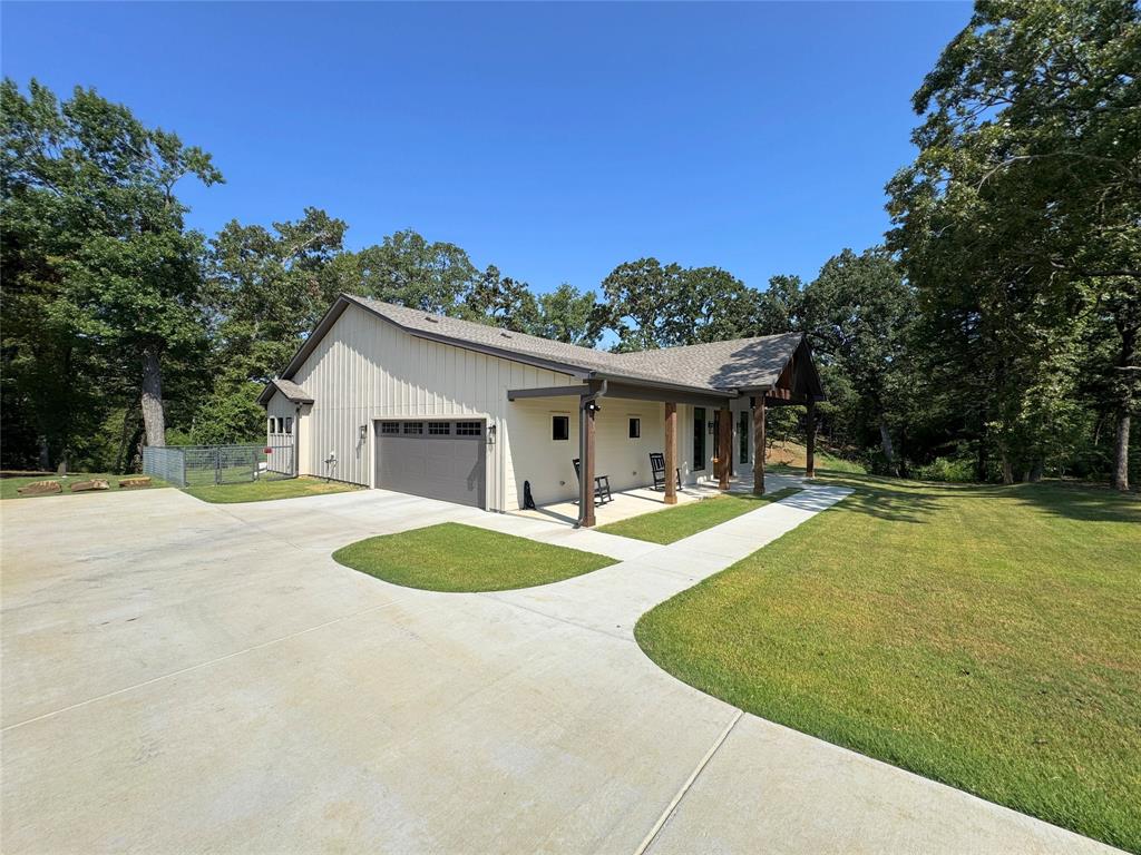 1513 Desvoignes Road