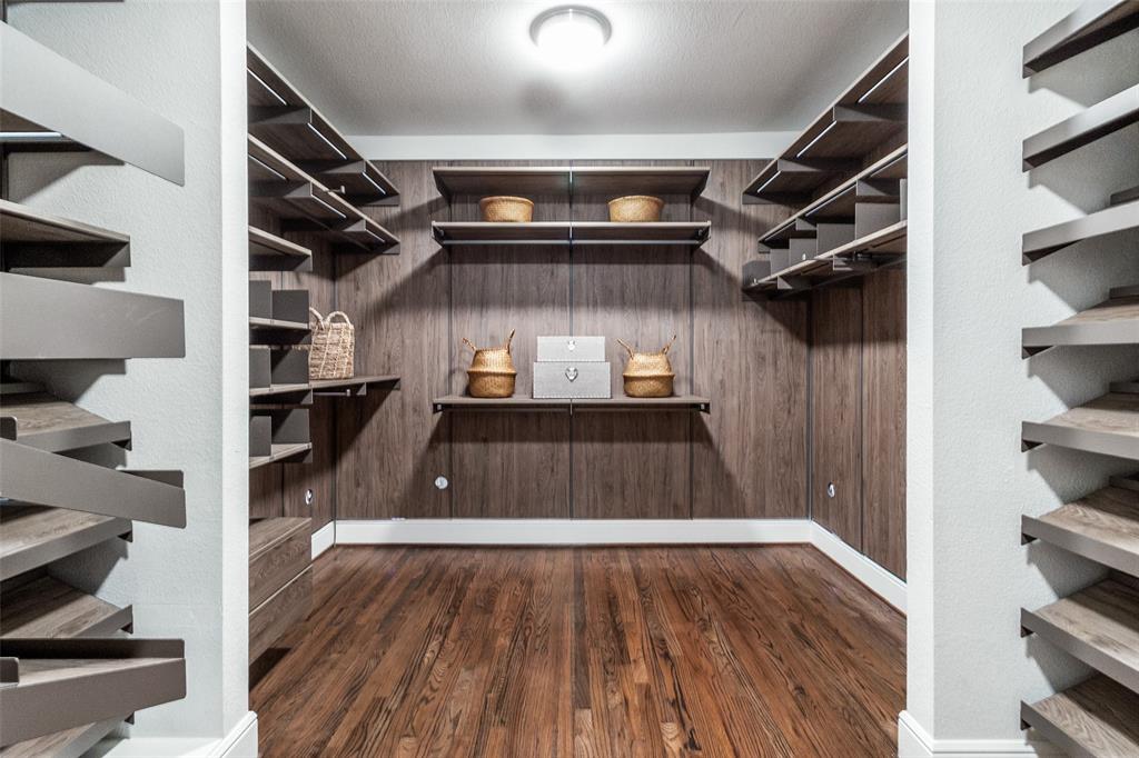 Regency At Lakewood Condos - Residential