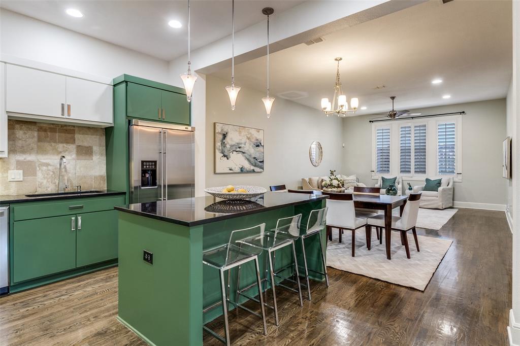 Regency At Lakewood Condos - Residential