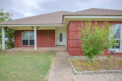 Tiny photo for 651 Gregory Street #1, Weatherford, TX 76087 (MLS # 21341027)