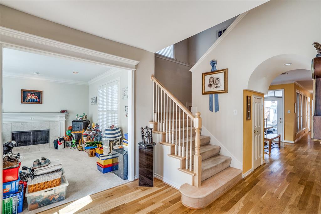 Summitt Lawn - Residential