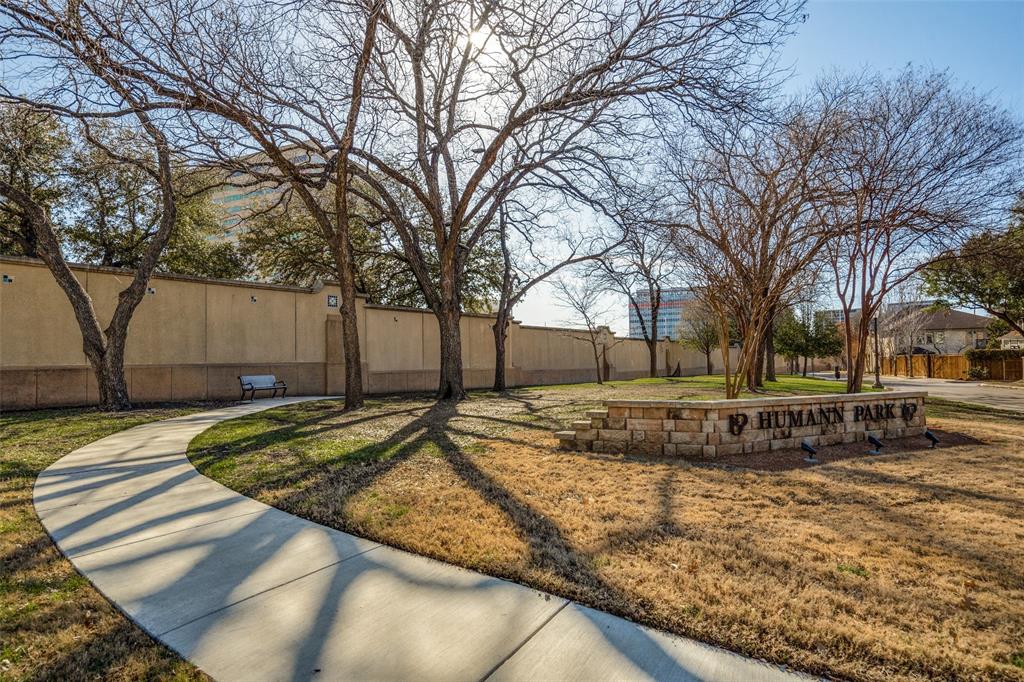 Summitt Lawn - Residential