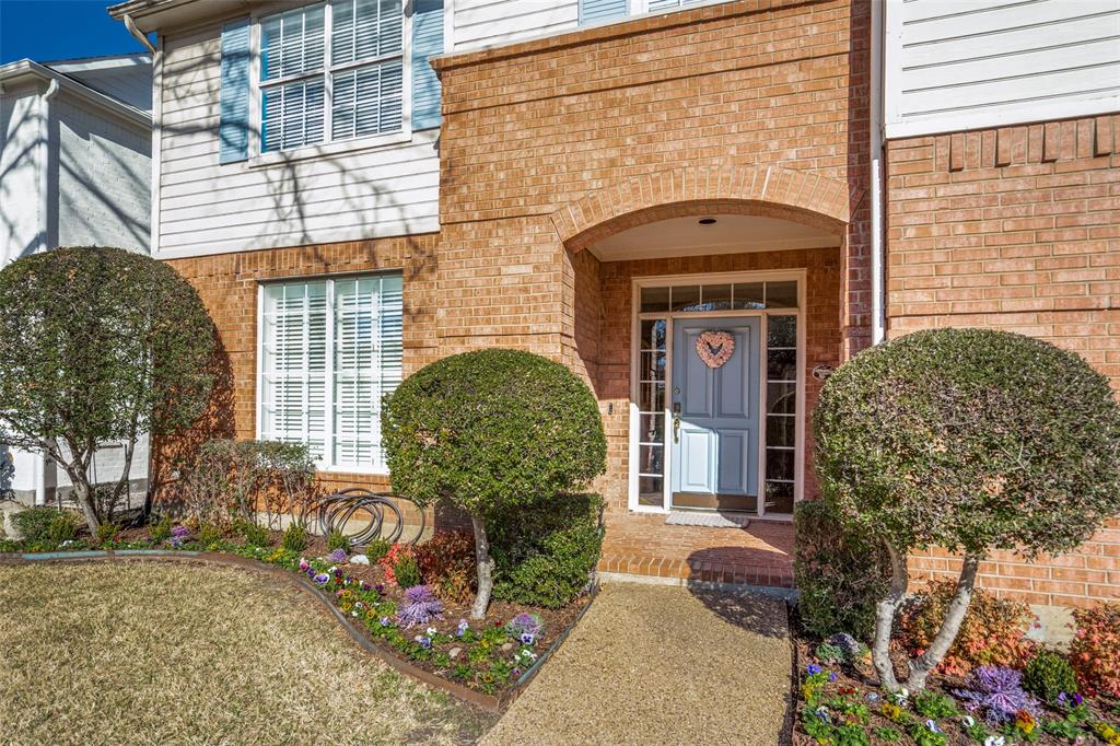 Summitt Lawn - Residential