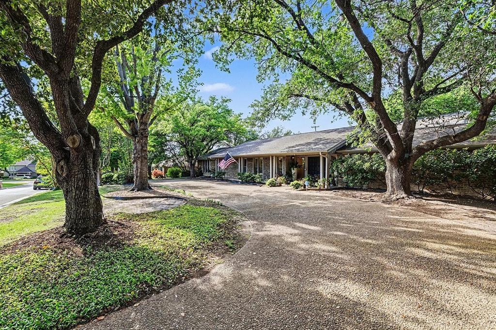 6517 Briarmeade Drive